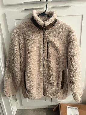 Uniqlo Windproof Sherpa